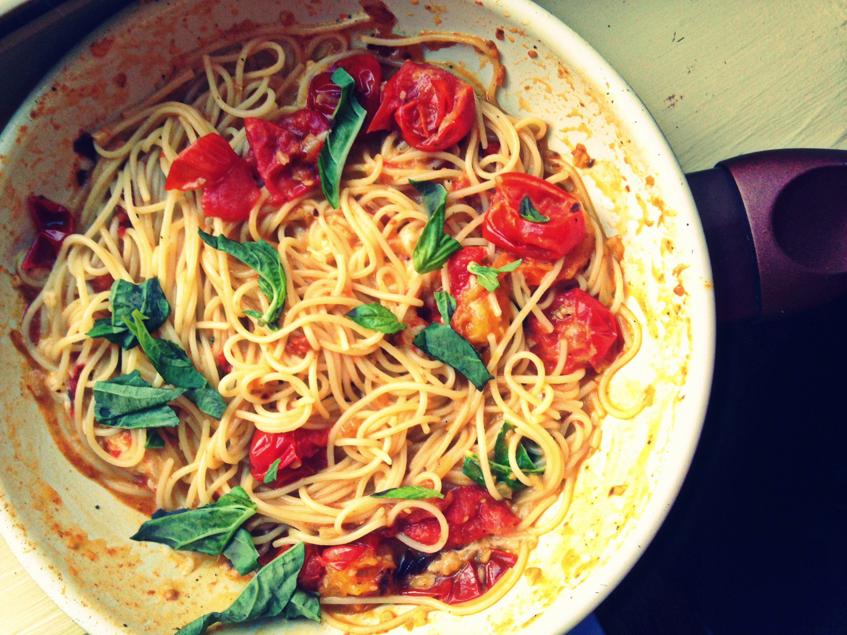 Tip of the Week: Angel Hair with Blistered Tomatoes, Goat Cheese, and Fresh Basil